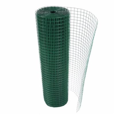Malla de alambre soldada con autógena recubierta de PVC a prueba de óxido con orificio de 1/2 pulgada para recinto de granja ganadera
