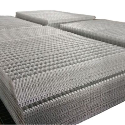 Panel de malla de alambre soldado galvanizado de apertura de 50x50 mm para la construcción