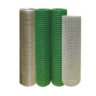 Rollo de malla de alambre soldado con PVC anticorrosión resistente a los rayos UV resistente a los impactos para ingeniería civil y cercas