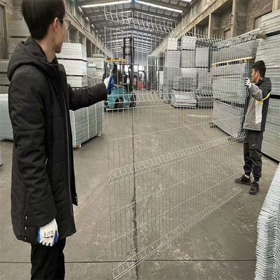 3D Curva de malla de alambre soldado cerca de jardín casa exterior decorativo