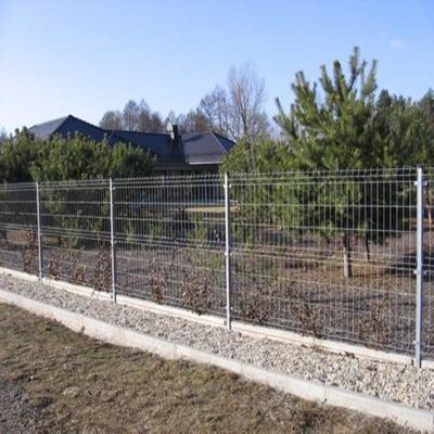 Cercas 3d Comercial de acero galvanizado Pvc recubierto 3d triángulo curvo doblado de malla de alambre soldado