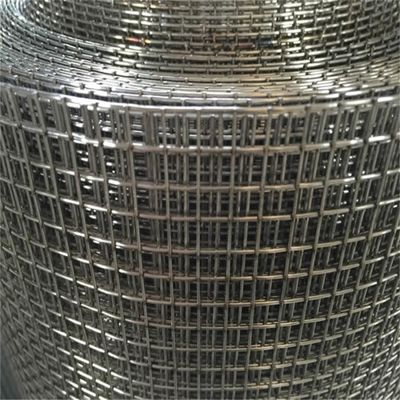 Rollo de valla de alambre, valla de jardín galvanizada, malla de alambre soldada como jaula de red para aves de corral, soportes para plantas de protección de jardín